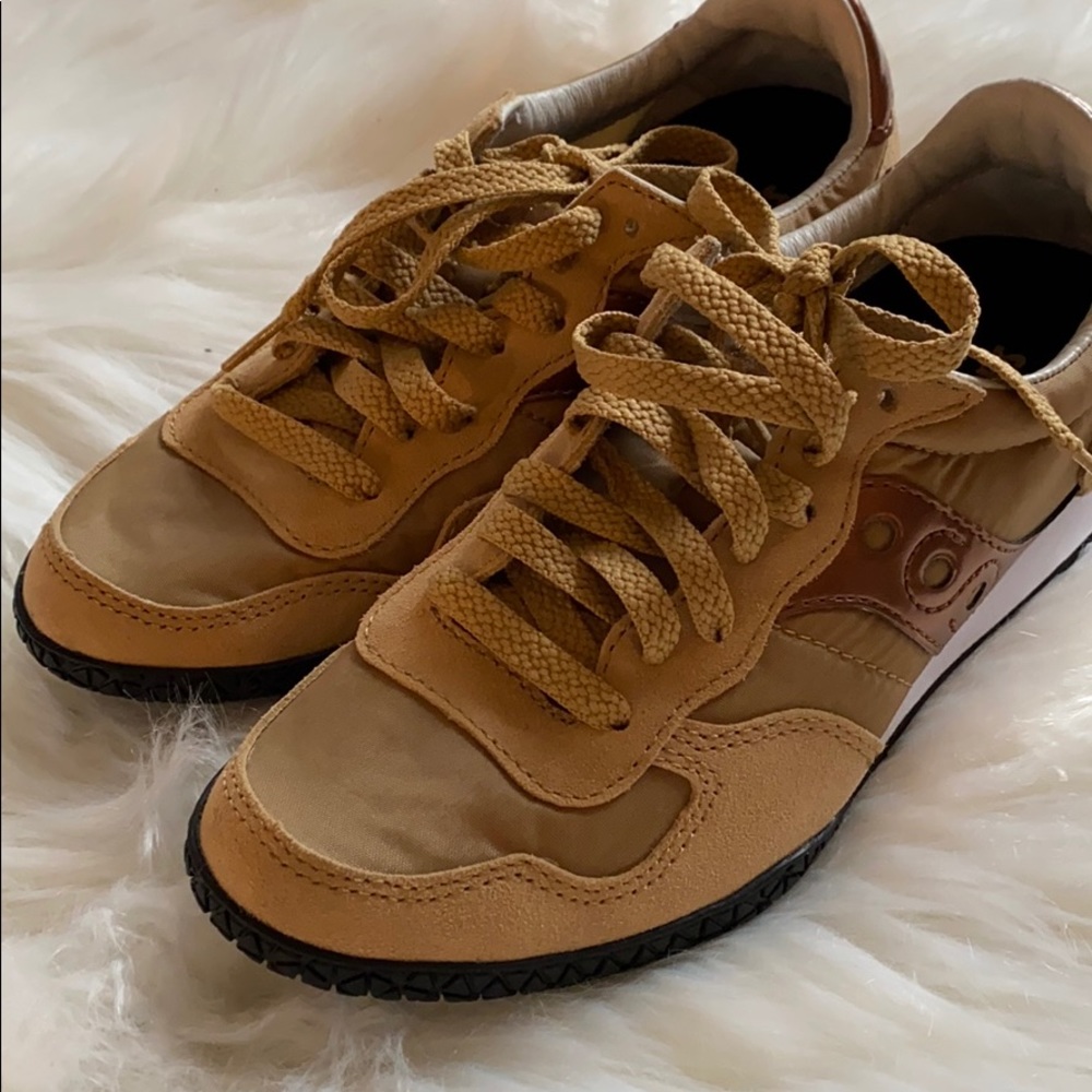 Women’s Bullet sauconys rose gold/tan